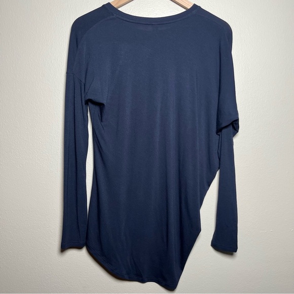 Athleta Women Cloud Light Restore Sweater XS Navy Blue Long Sleeve Asymmetrical - Picture 7 of 8